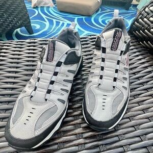 Men’s Skechers Memory Foam slip ins size 11.5